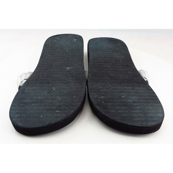 Yellow‎ Box Flip Flops Silver Fabric Women Shoes Size 8.5 Medium - Picture 6 of 6